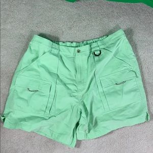 Columbia PFG Green fishing 7” Shorts size XXL